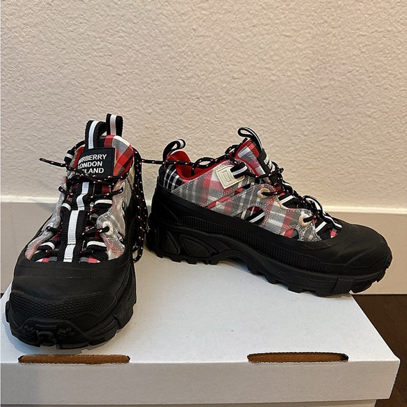 Burberry Mens Arthur Low Top Hiking Boots Sneakers Shoes Red/Black/White - Picture 1 of 6